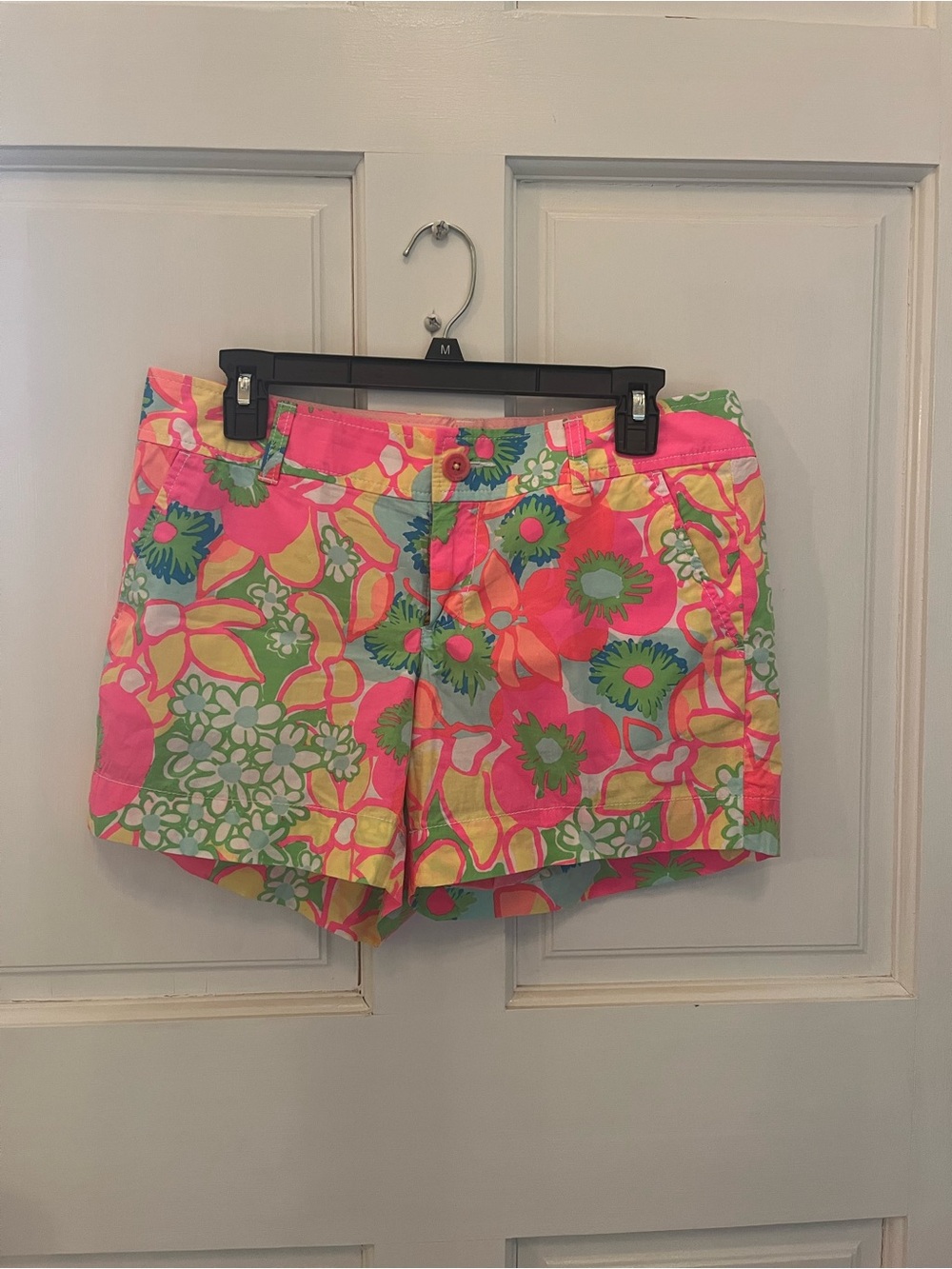 Bold Pink Floral Mid-Rise Women’s Bermuda Shorts